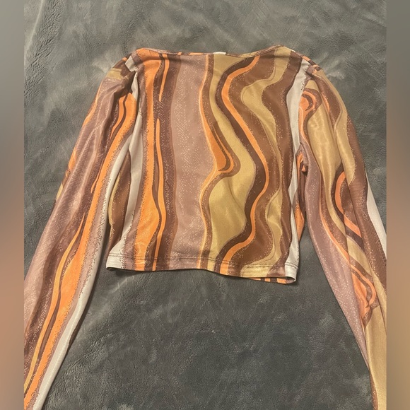 Motel Rocks - Earthy Gradient Top - Picture 6 of 7